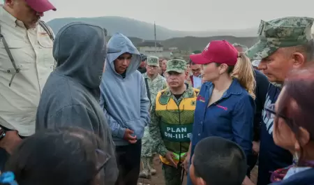 Gobierno de M�xico y Baja California acuerdan ruta de atenci�n para familias afe