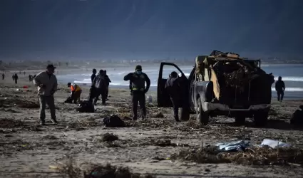 Jornada de limpieza en Playa Conalep