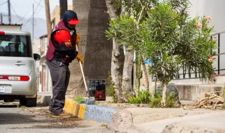Operativos para cancelar estacionamientos exclusivos vencidos o no autorizados