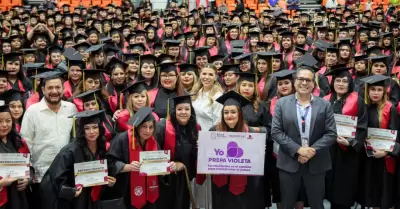 Concluye octava generaci�n de beneficiarias de Tarjeta Violeta sus estudios de p