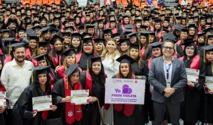 Concluye octava generaci�n de beneficiarias de Tarjeta Violeta sus estudios de p