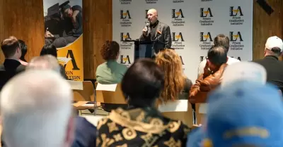 Inicia primera generaci�n de estudiantes de Cal State LA que cursar� licenciatur