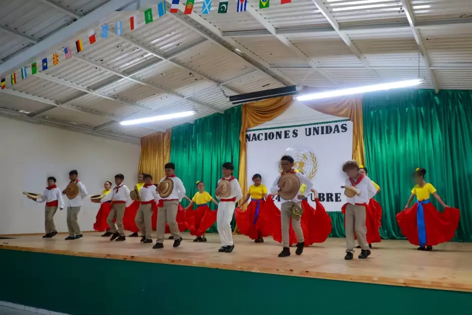 Encabeza Ismael Burgueño conmemoración del Día de las Naciones Unidas en escuela primaria