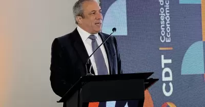 Asume Aram Hodoy�n presidencia del CDT
