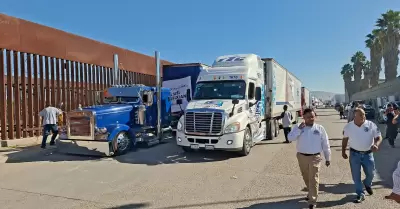 Protestan transportistas en Tijuana por inseguridad y costos