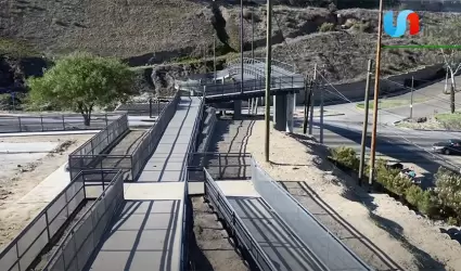 Puente peatonal