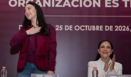 Julieta Ram�rez y Ariadna Montiel