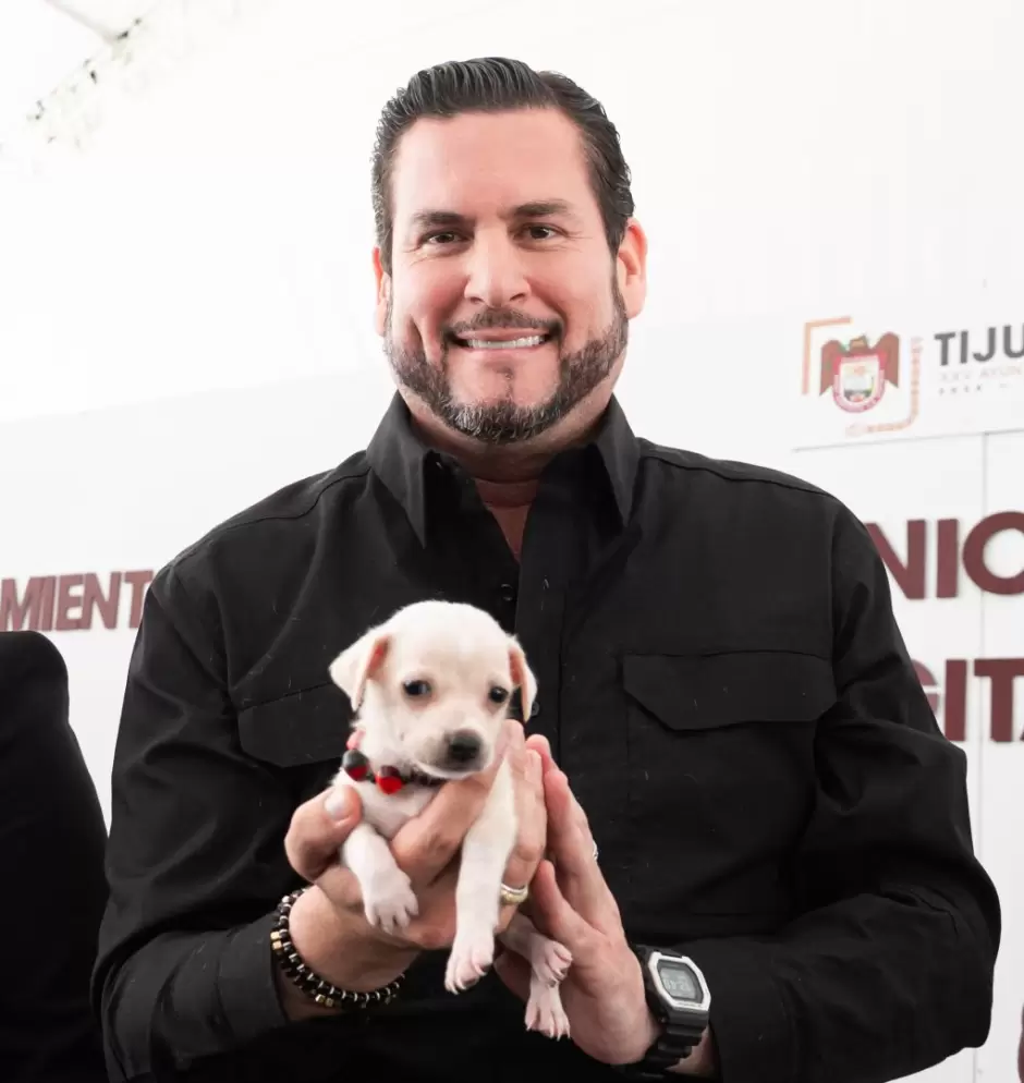 Presenta Ismael Burgueño el Registro Único de Animales de Compañía (RUAC) y la Plataforma Digital de Adopción