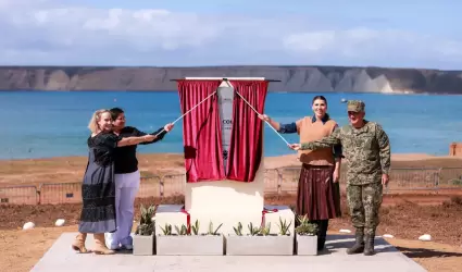 Colocan primera piedra del megapuerto Punta Colonet