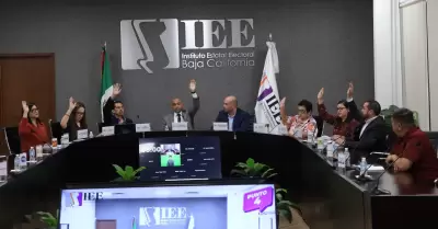 Celebra IEEBC su 10.� sesi�n ordinaria