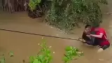 Rescatan a menor